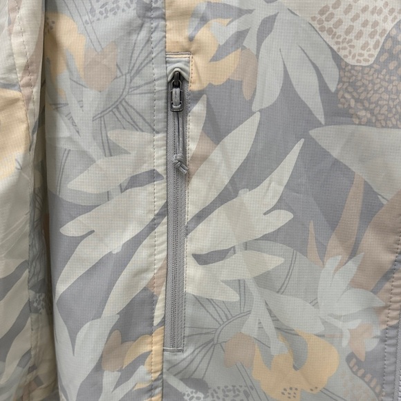 Patagonia Women's Patterned Cream and Gray Bajadas Hoody Rain Jacket - Picture 4 of 7